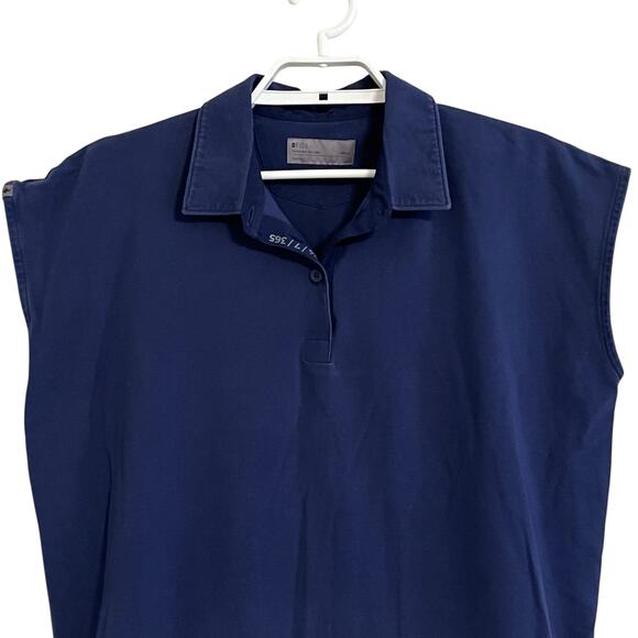 Figs Tailored Sleeveless Scrub Top 1/4 Button - Picture 2 of 7